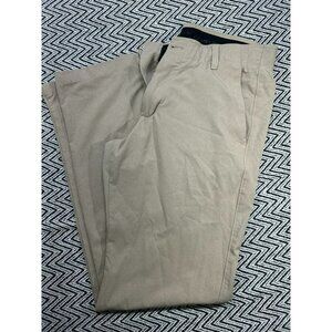 Under Armour Men's Beige Golf Pants Size 34 Stretch Waistband Breathable Fabric